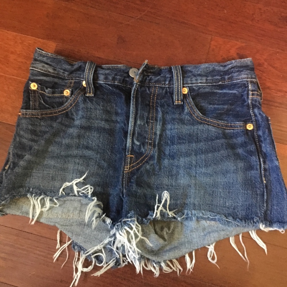 Levi’s denim shorts